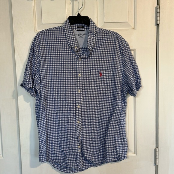 Men’s US Polo ASSN Blue short sleeve checkered button downs size 2x - Picture 1 of 4